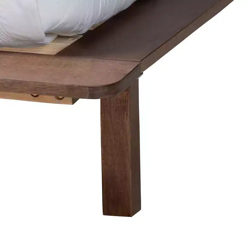 Set camera da letto Alyssa Japandi in legno di noce marrone, 4 pezzi